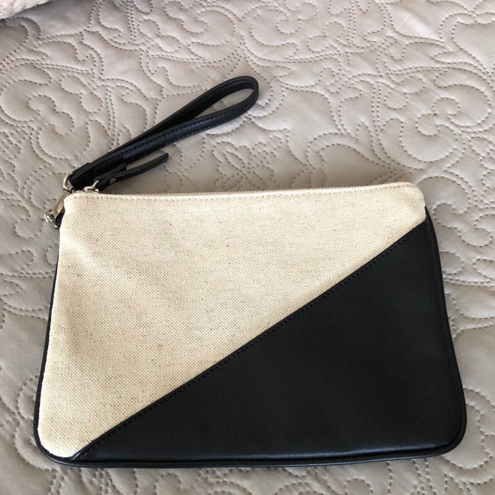 Nine West Clutch/Wristlet - Linen & Black